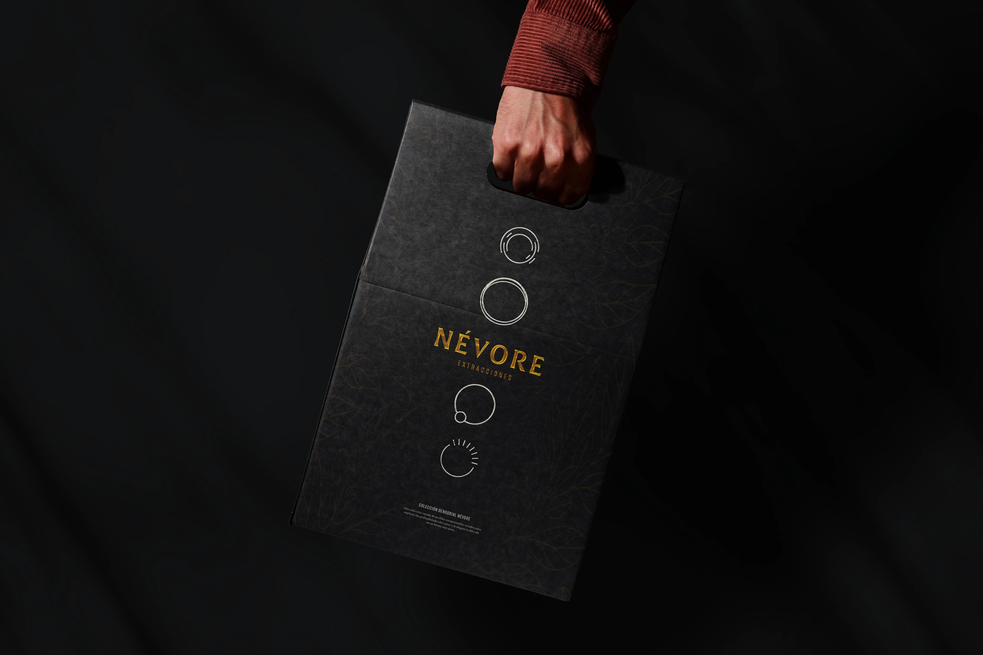 Névore brand presentation — cover